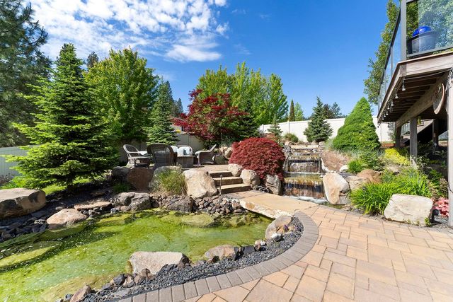 1227 W Quail Crest Ave, Spokane, WA 99224