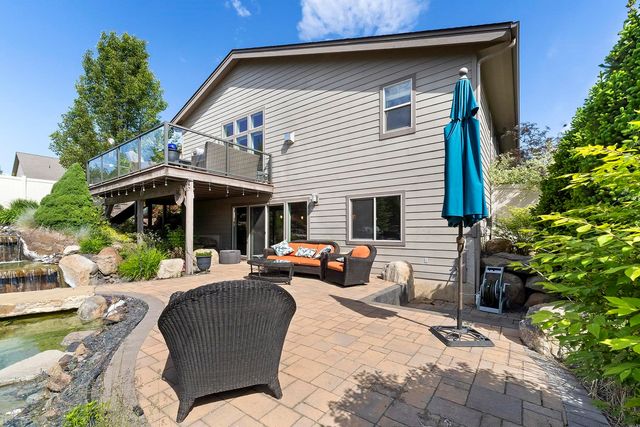 1227 W Quail Crest Ave, Spokane, WA 99224