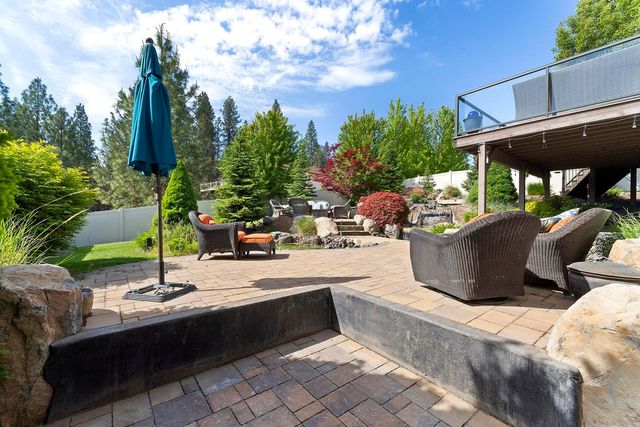 1227 W Quail Crest Ave, Spokane, WA 99224