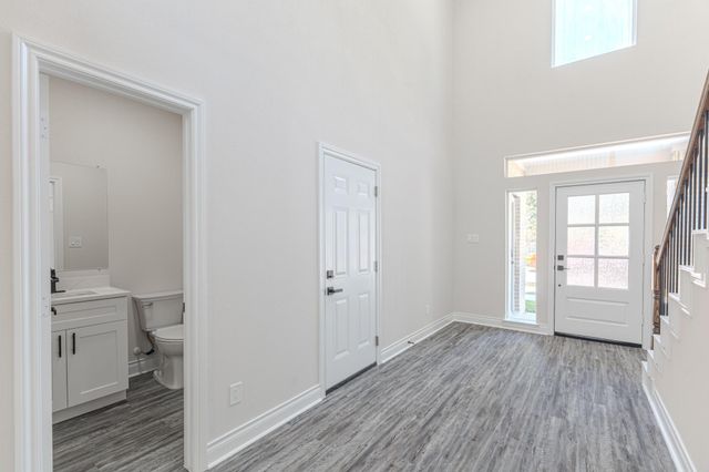 6814 Champion Lane, Houston, TX 77091