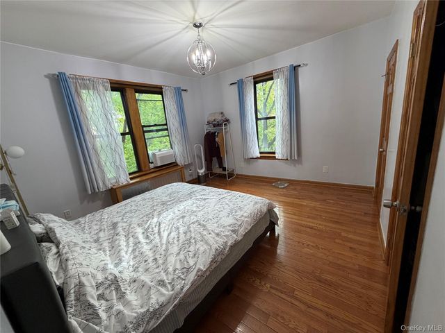 42-11 Kissena Boulevard 4A, Flushing, NY 11355