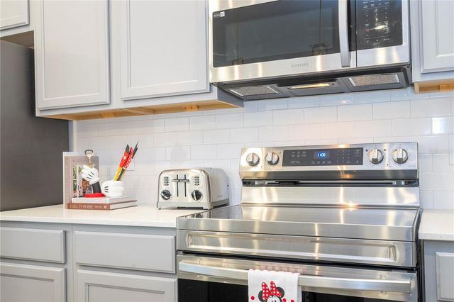 5887 HIGH SEAS DRIVE, Orlando, FL 32821