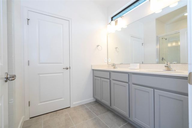 5887 HIGH SEAS DRIVE, Orlando, FL 32821