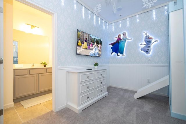 5887 HIGH SEAS DRIVE, Orlando, FL 32821