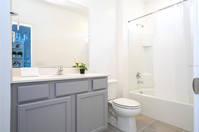 5887 HIGH SEAS DRIVE, Orlando, FL 32821