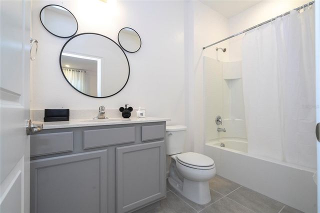 5887 HIGH SEAS DRIVE, Orlando, FL 32821