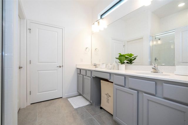 5887 HIGH SEAS DRIVE, Orlando, FL 32821