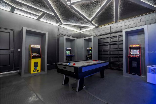 5887 HIGH SEAS DRIVE, Orlando, FL 32821