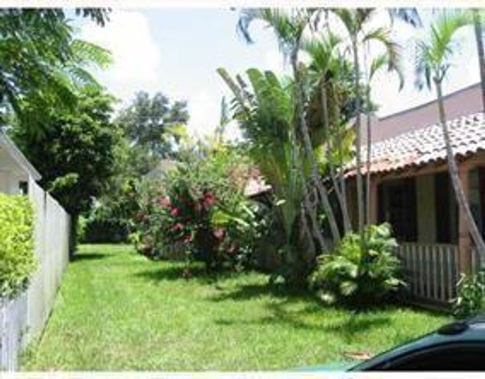 808 SE 6th Court SE 4, Fort Lauderdale, FL 33301