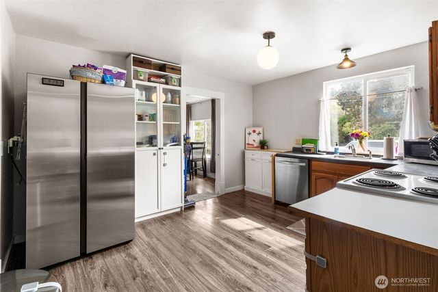 320 E Main Street, Centralia, WA 98531