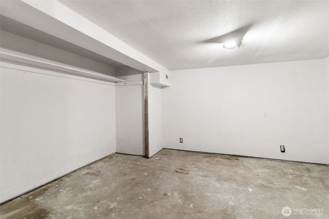 320 E Main Street, Centralia, WA 98531