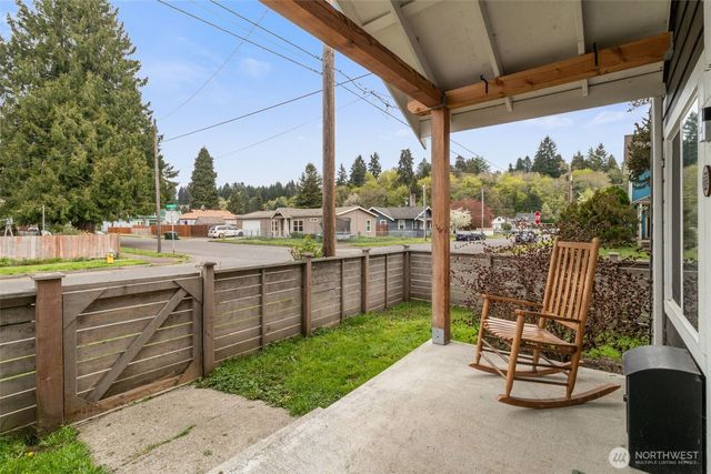 320 E Main Street, Centralia, WA 98531