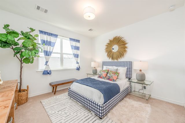 2828 Addison Park Lane, Fort Worth, TX 76110