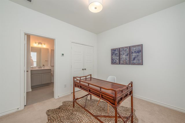 2828 Addison Park Lane, Fort Worth, TX 76110