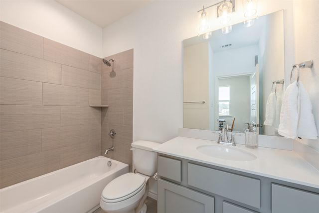 2828 Addison Park Lane, Fort Worth, TX 76110