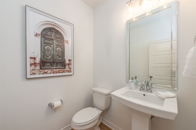 2828 Addison Park Lane, Fort Worth, TX 76110