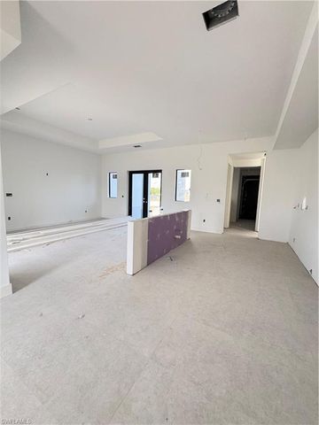 2126 NW 41st AVE, Cape Coral, FL 33993