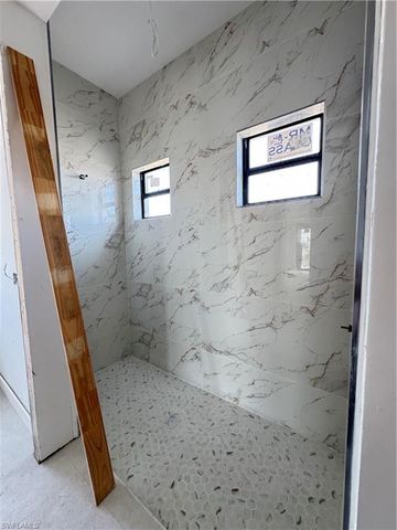 2126 NW 41st AVE, Cape Coral, FL 33993