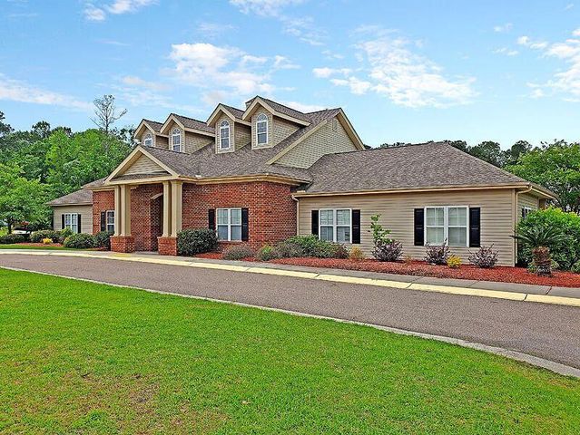 1902 Wild Indigo Way, Hanahan, SC 29410