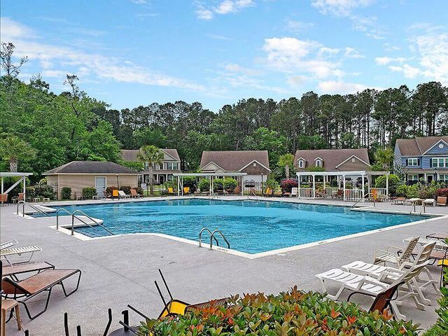 1902 Wild Indigo Way, Hanahan, SC 29410