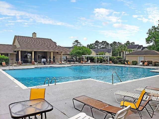 1902 Wild Indigo Way, Hanahan, SC 29410