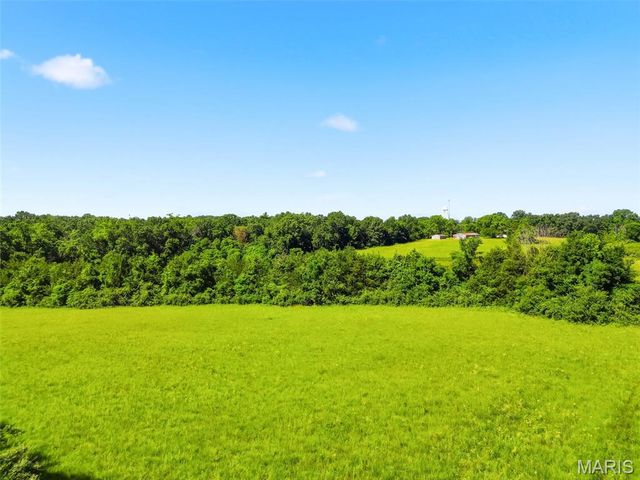 27250 State Highway U, Warrenton, MO 63383