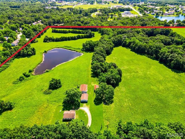 27250 State Highway U, Warrenton, MO 63383
