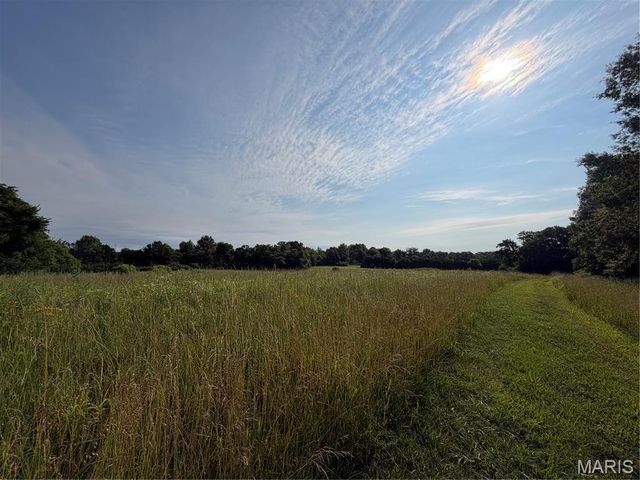 27250 State Highway U, Warrenton, MO 63383