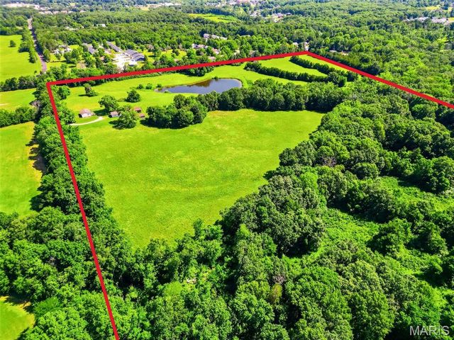 27250 State Highway U, Warrenton, MO 63383
