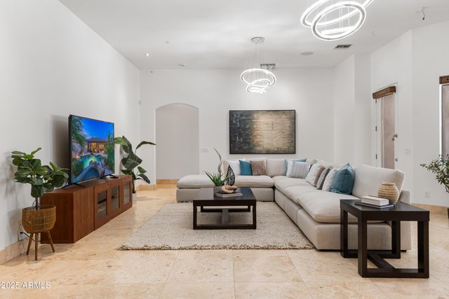 9417 E CHARTER OAK Drive, Scottsdale, AZ 85260