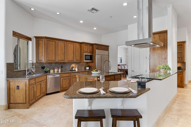 9417 E CHARTER OAK Drive, Scottsdale, AZ 85260