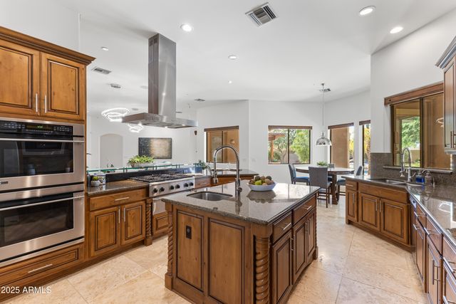 9417 E CHARTER OAK Drive, Scottsdale, AZ 85260