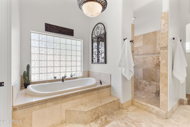 9417 E CHARTER OAK Drive, Scottsdale, AZ 85260