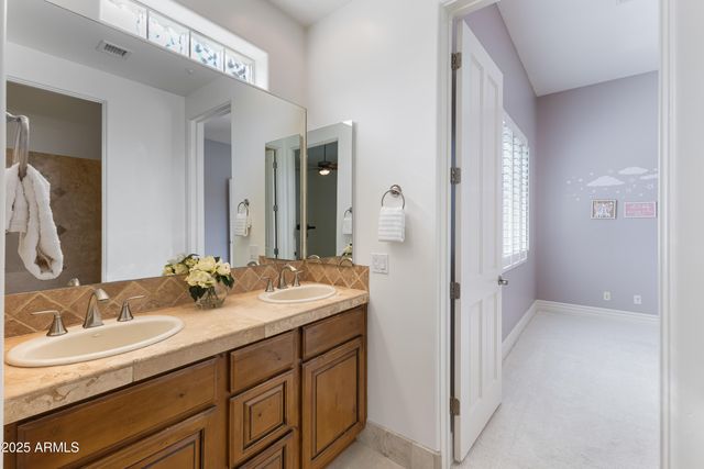 9417 E CHARTER OAK Drive, Scottsdale, AZ 85260