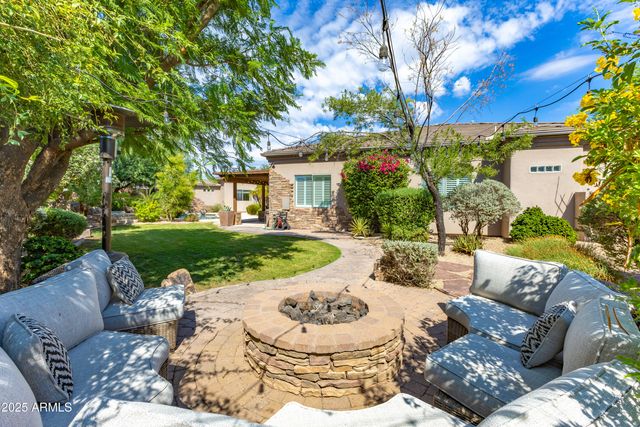 9417 E CHARTER OAK Drive, Scottsdale, AZ 85260