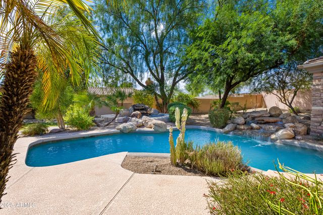 9417 E CHARTER OAK Drive, Scottsdale, AZ 85260