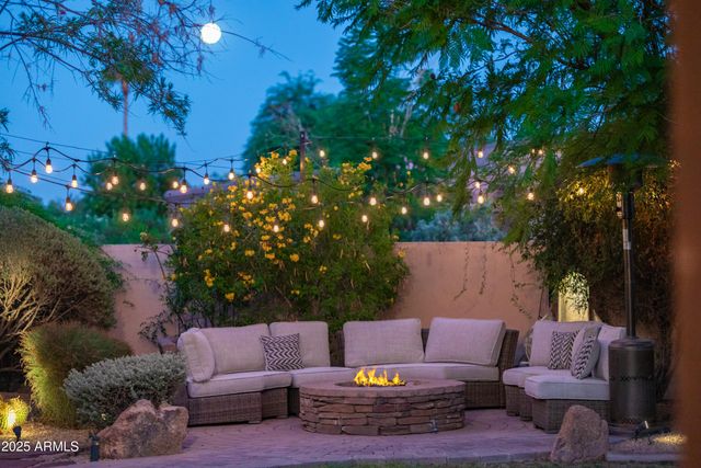 9417 E CHARTER OAK Drive, Scottsdale, AZ 85260