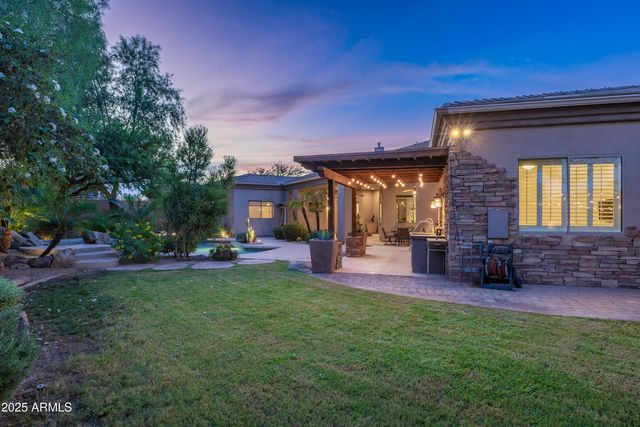 9417 E CHARTER OAK Drive, Scottsdale, AZ 85260