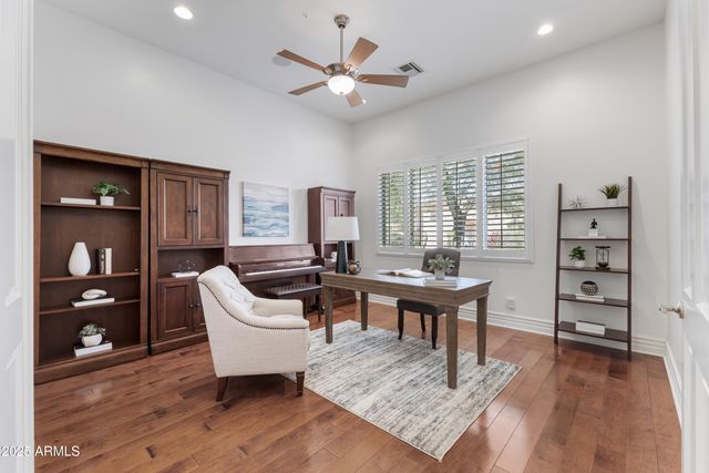 9417 E CHARTER OAK Drive, Scottsdale, AZ 85260