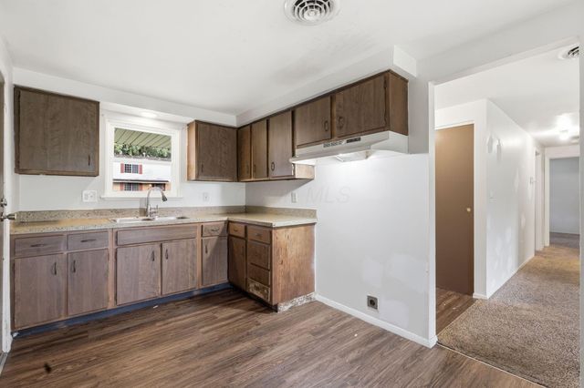 3698 Paris Boulevard, Westerville, OH 43081