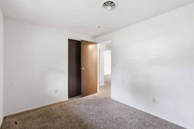 3698 Paris Boulevard, Westerville, OH 43081
