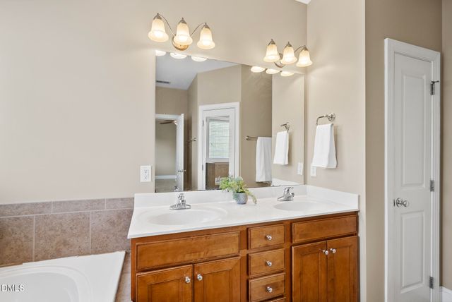 912 Sweet Olive Court, Wake Forest, NC 27587