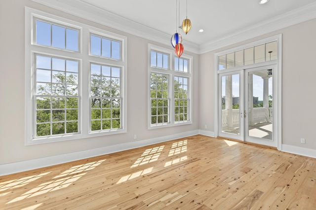 136 Fairbanks Oak Alley 4b, Daniel Island, SC 29492