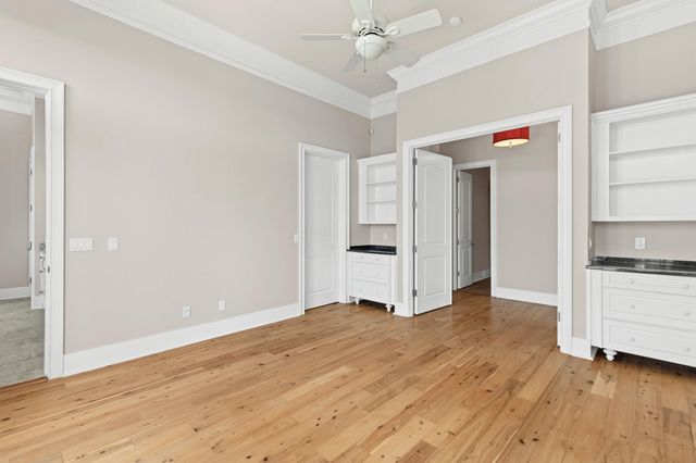 136 Fairbanks Oak Alley 4b, Daniel Island, SC 29492