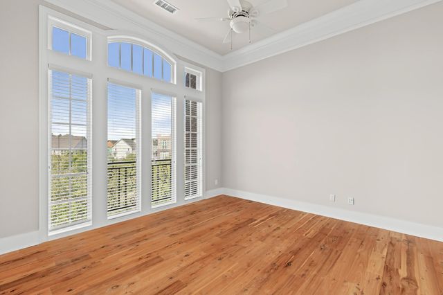 136 Fairbanks Oak Alley 4b, Daniel Island, SC 29492