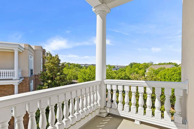 136 Fairbanks Oak Alley 4b, Daniel Island, SC 29492