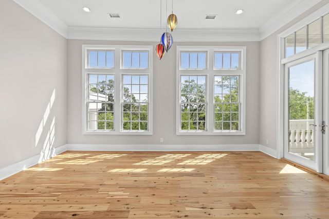 136 Fairbanks Oak Alley 4b, Daniel Island, SC 29492