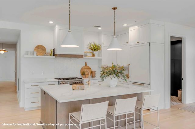 136 Fairbanks Oak Alley 4b, Daniel Island, SC 29492