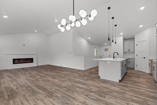 N9016 SOUTHTOWNE DRIVE, Menasha, WI 54952