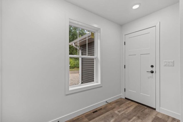 N9016 SOUTHTOWNE DRIVE, Menasha, WI 54952